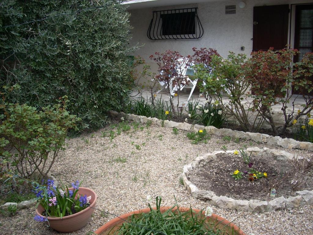 Appartement 239 Les Salicornes Arles Eksteriør bilde